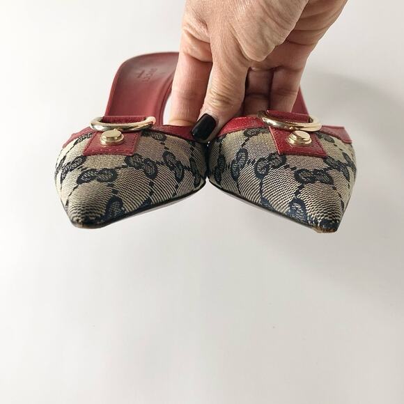 Vintage Gucci D Ring Monogrammed Red Pointed Toe Mules Pumps 37 - Picture 7 of 11